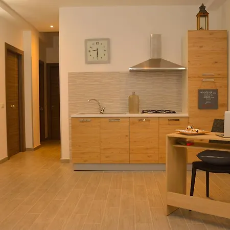 לינה וארוחת בוקר Rais 3*