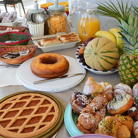 Rais לינה וארוחת בוקר סן ויטו לו קאפו