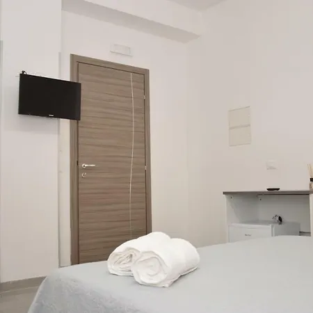 לינה וארוחת בוקר Rais